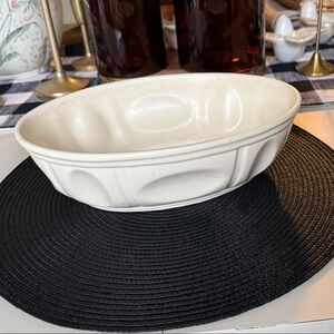 Haeger 3929 USA Cream Decorative Pottery Bowl